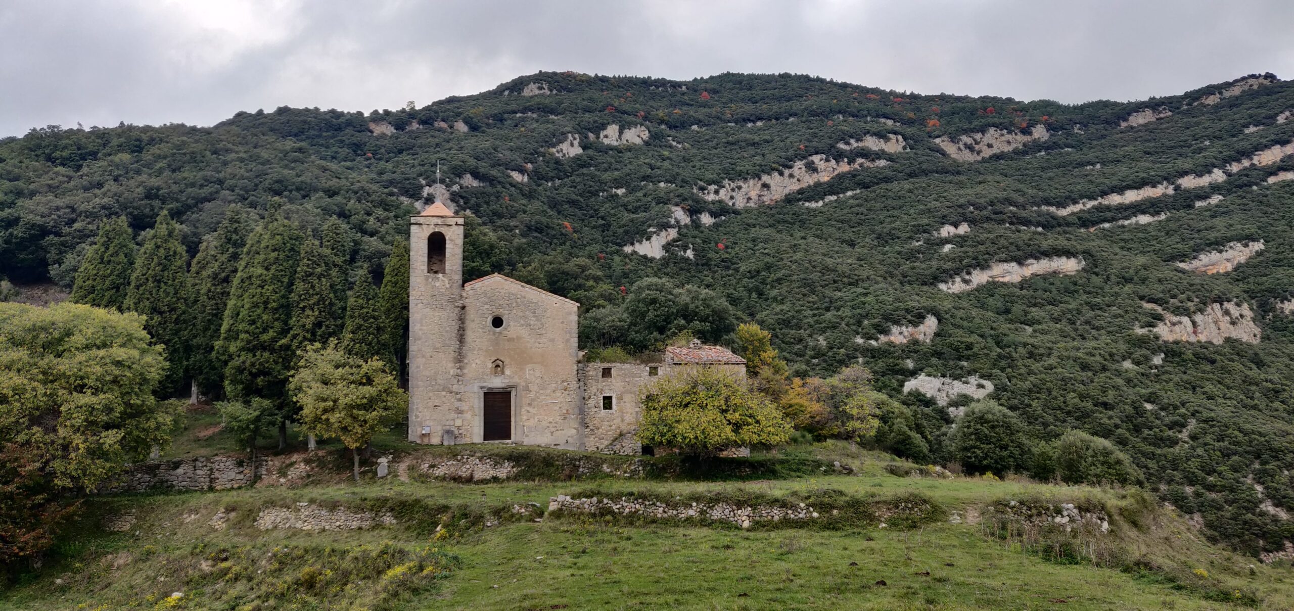 El Jardinet de Sant Esteve - ermita Alta Garrotxa